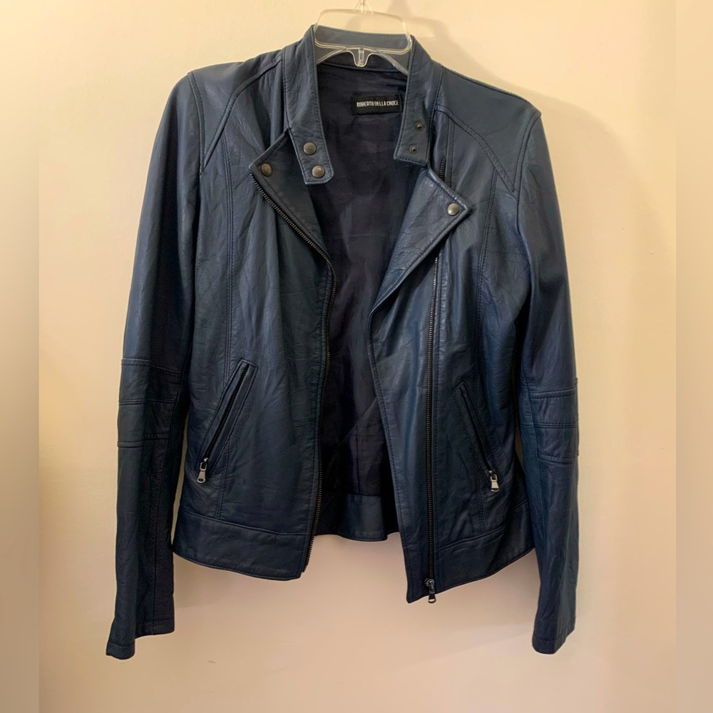 Robert Della Croce. Leather biker jacket dark blue.